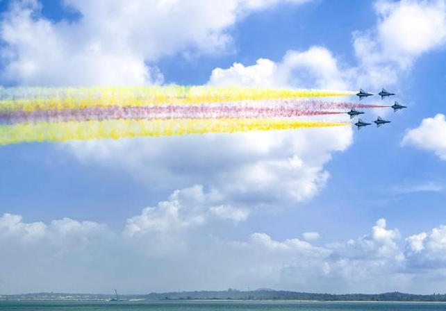 高难度新动作亮相新加坡 详解背后的歼-10C性能优势